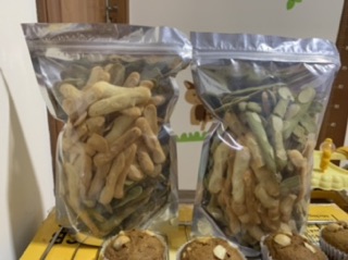 Bánh cookie lưỡi mèo