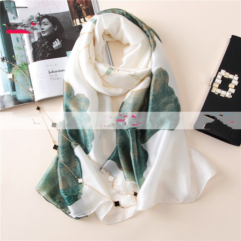 KHĂN CHOÀNG CỔ LỤA THỜI TRANG CAO Cấp 38