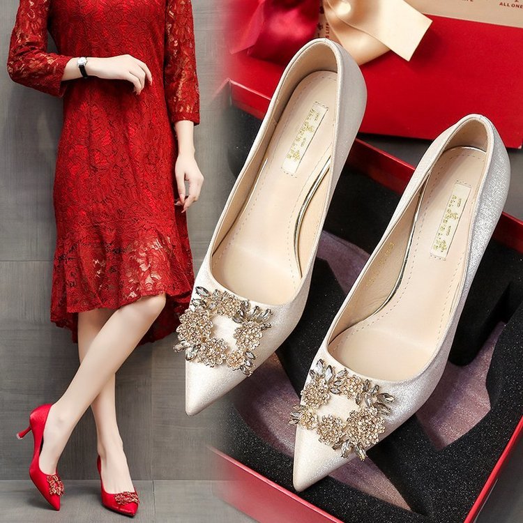 【Ready Stock】Bridal wedding shoes 2021 new pointed white rhinestone stiletto high heels 7 cm