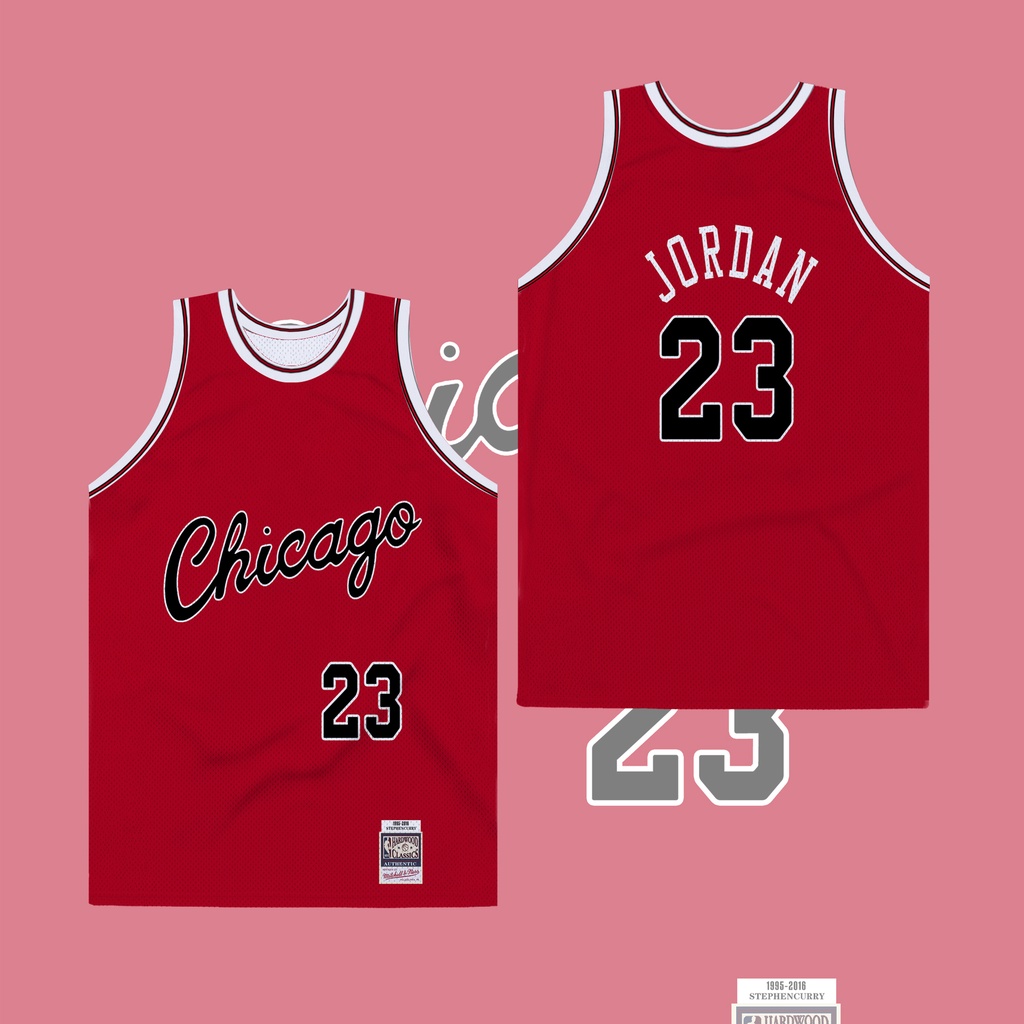 Áo Thun In Hình Mitchell &amp; Ness Michael Jordan 1984-85