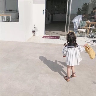 váy trễ vai cho bé gái