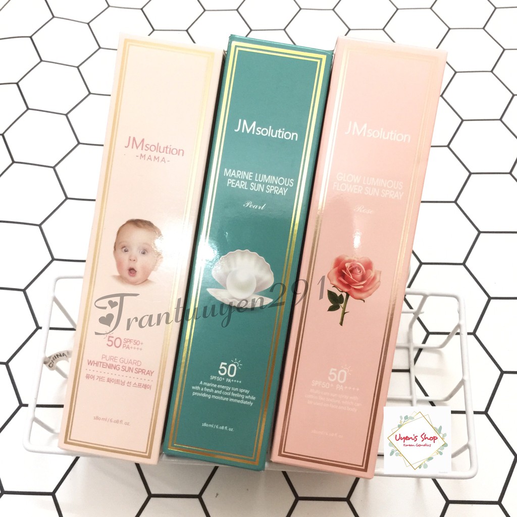 Chống nắng dạng xịt Jm Solution Sun Spray Spf50+ Pa++++ 180ml
