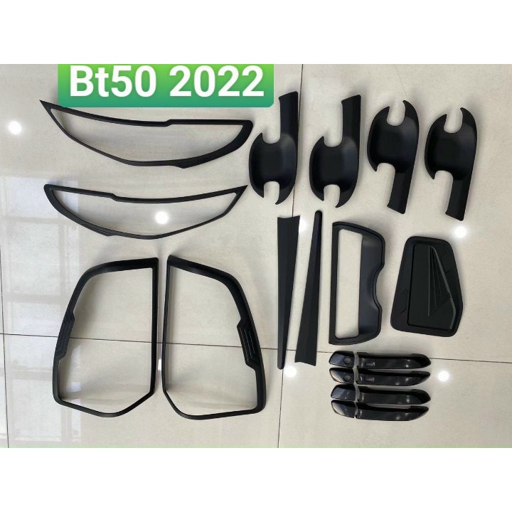 Ốp trang trí cho xe Mazda BT50 2022 2023 màu đen + tặng kèm keo tăng dính