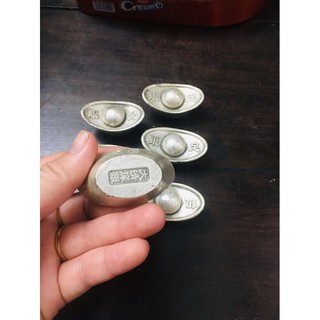thỏi bạc nén nhỏ