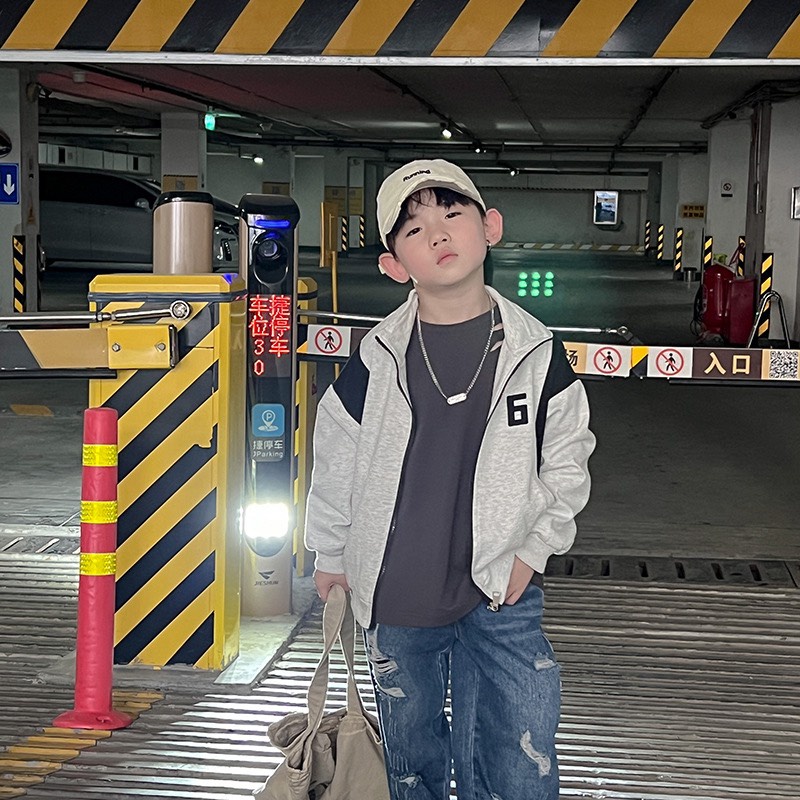 Áo khoác thể thao cá tính cho bé A836 [HÀNG CAO CẤP]