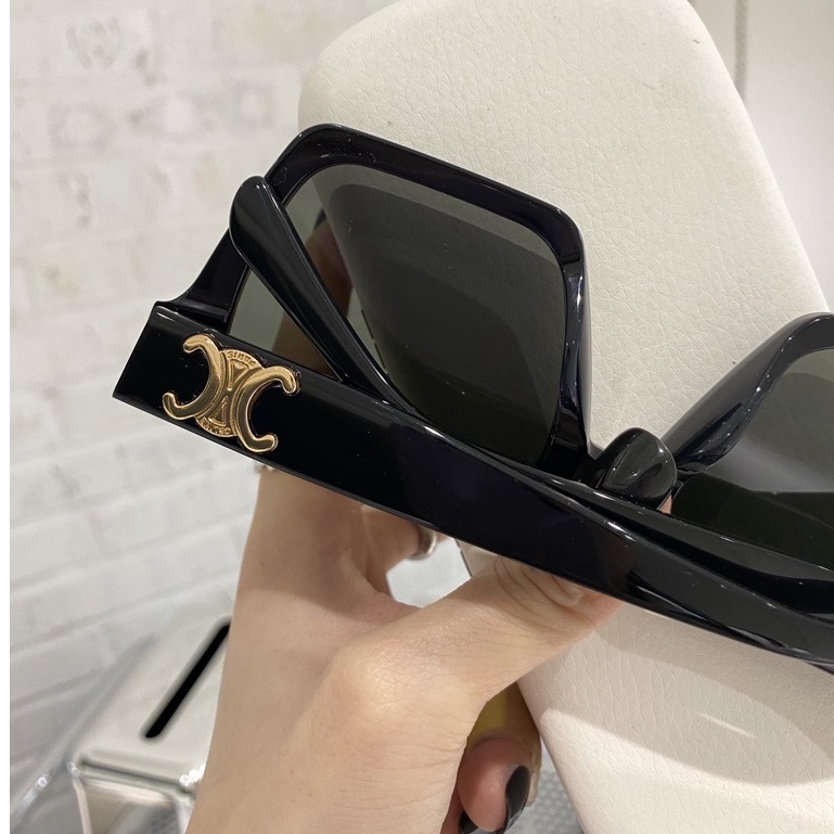 Kính Mát Nam Nữ Cl4S489 - CE Mới