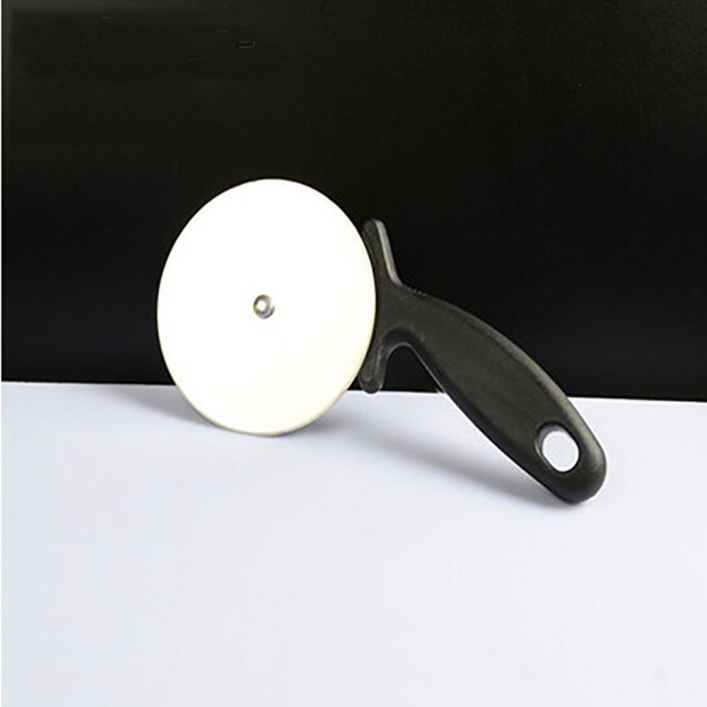 Dụng cụ cắt bánh pizza hình tròn bằng thép không gỉ tiện dụng cho nhà bếp