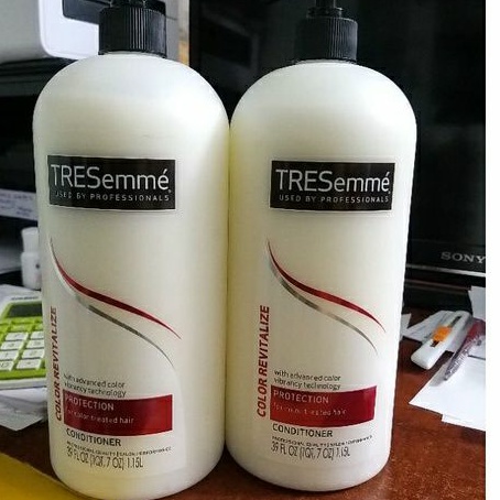 DẦU XẢ TRESEMME 1.15LÍT DÀNH CHO TÓC NHUỘM NHẬP MỸ