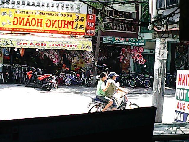 Webcam có mic và đèn, sắc nét học Online bán đồ livestream online | BigBuy360 - bigbuy360.vn