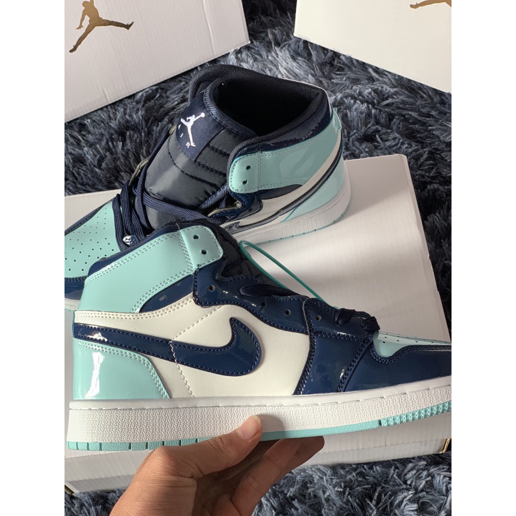 Giày Air Jordan 1 High UNC Patent | BigBuy360 - bigbuy360.vn