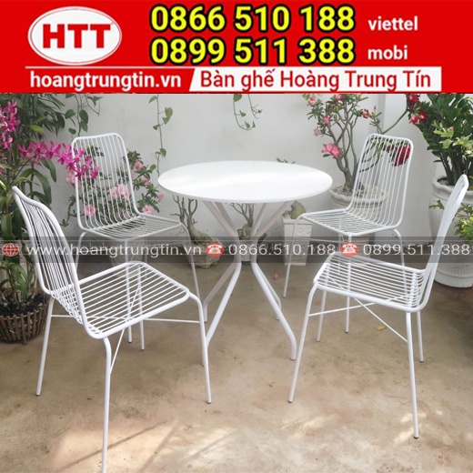 Bàn ghế ngoài trời đẹp - Bộ 1 bàn 4 ghế sản xuất tại xưởng Nội thất Hoàng Trung Tín - GSHTT116