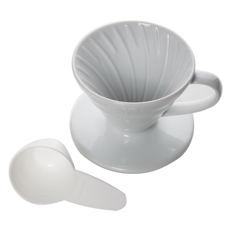 Phễu lọc cà phê Hario V60 sứ trắng | 1-2 cups (size 01)1-2 cups (size 01) và 3-4 cups (size 02)