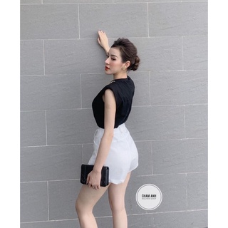 ao pull xát nách đen trắng phối dây xích cho nữ