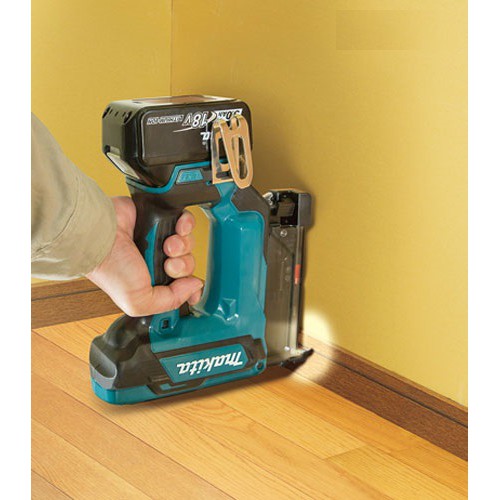 Máy bắn đinh dùng pin Makita DPT353Z