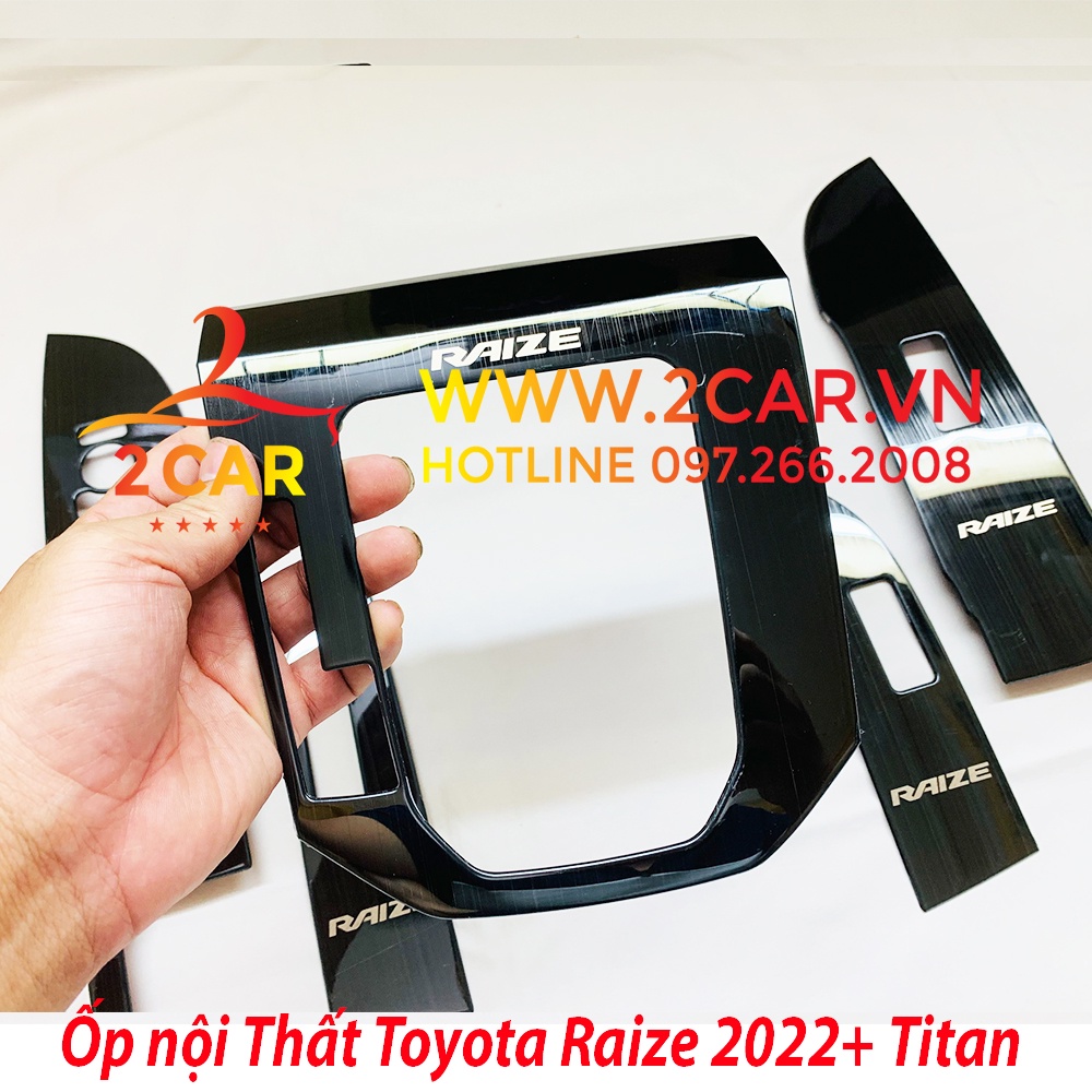 Ốp Nội Thất Xe Toyota Raize 2021 2022, Mẫu Titan sáng bóng cao cấp