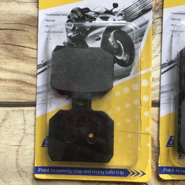 Má phanh sau Benelli BN600 Ducati 795 796