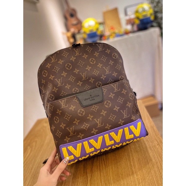 Balo thời trang unisex Louis Vuitton Rubber LV da thật cao cấp