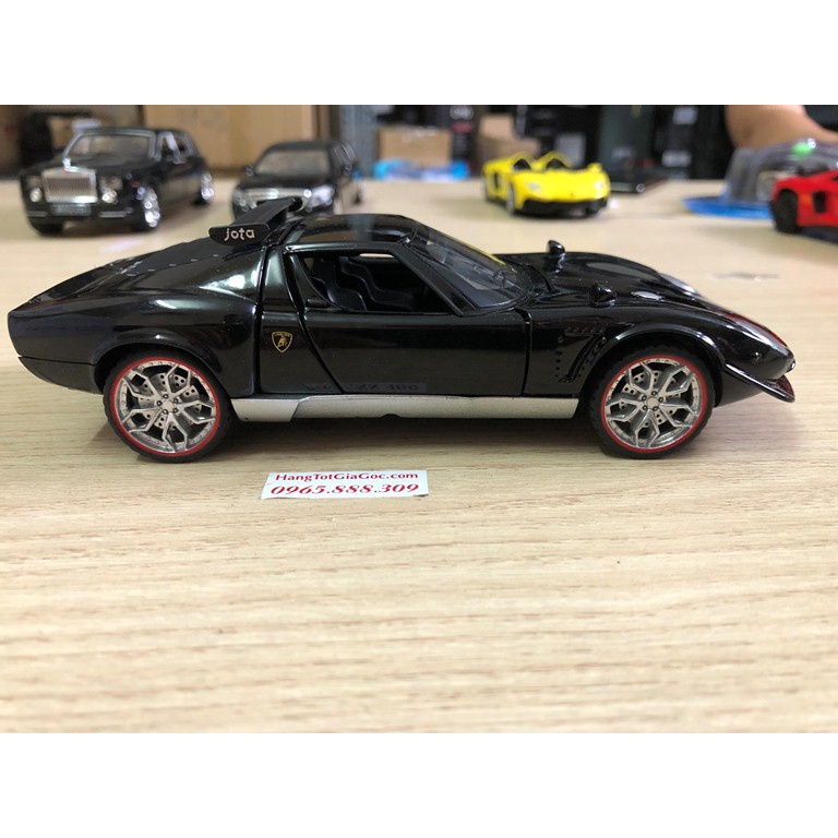 Mô hình xe cổ Lamborghini Miura bằng hợp kim tỉ lệ 1:32 (MX138)