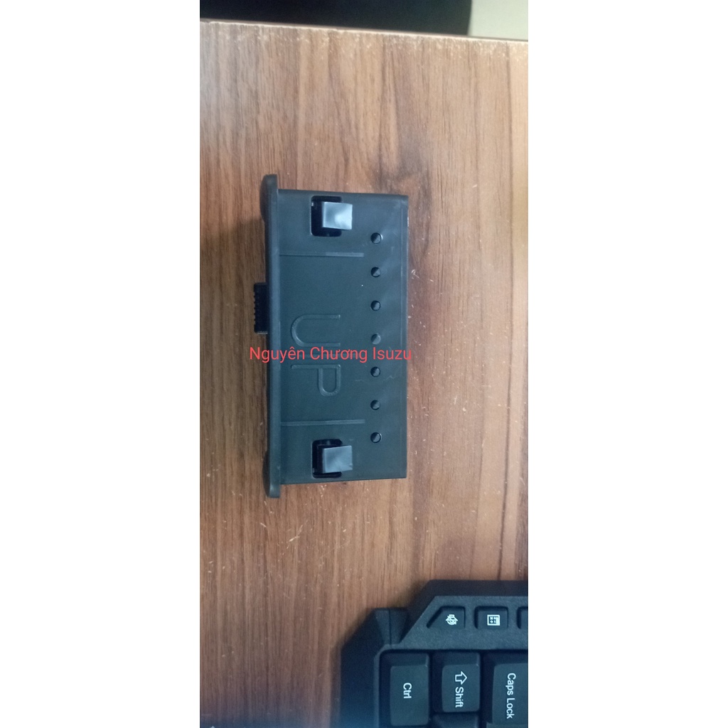 Cửa gió điều hòa trước xe Isuzu Hilander hàng chính hãng