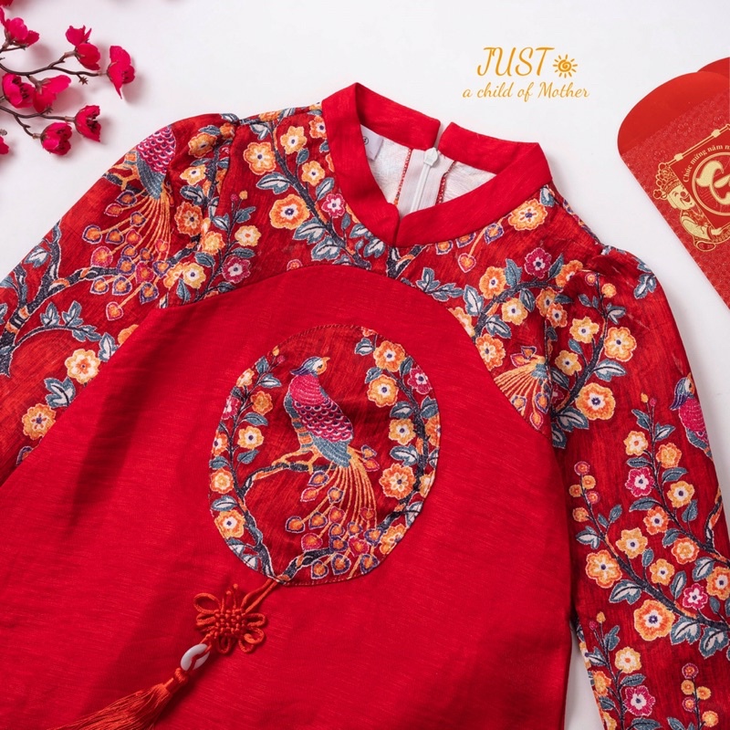 Áo Dài cho Bé gái, Vải gấm in họa tiết phối đáp tròn hình chim Công biểu tượng cho may mắn tốt lành Song hỷ phát tài