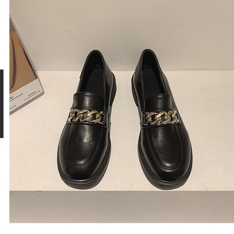 Giày lười nữ Ulzzang da mềm phối khoá mắt xích | BigBuy360 - bigbuy360.vn