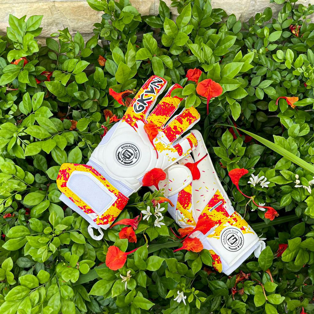 Găng Tay Thủ Môn GKVN Hạ Còn Vương Nắng