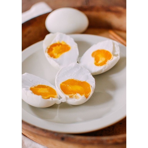 ❤ Ship TOÀN QUỐC ❤️‍🔥Trứng vịt muối tro truyền thống 3 Cúc😍 Tròng trắng mặn mặn, tròng đỏ thơm béo, tươm dầu hấp dẫn | BigBuy360 - bigbuy360.vn
