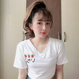 Áo croptop thêu form rộng cổ tim