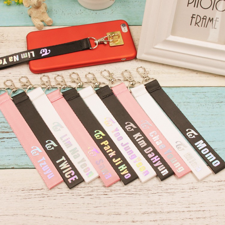 (Sỉ 20k) (5 nhóm) nametag twice strap twice dây đeo điện thoại