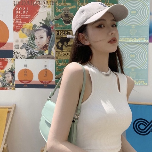 Áo thun croptop nữ ba lỗ khoét vai đen trắng Wikishop freesize phom ôm hở eo sexy hàn quốc cổ tròn sát nách C821