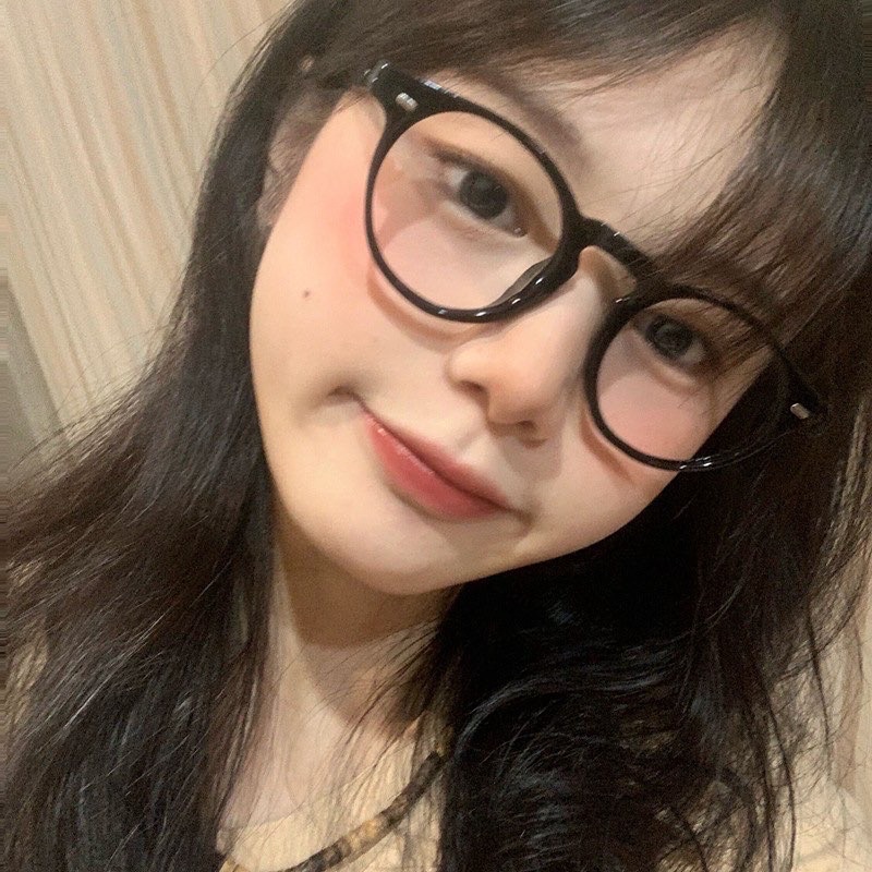 Kính bầu tròn nhựa đen mẫu mới