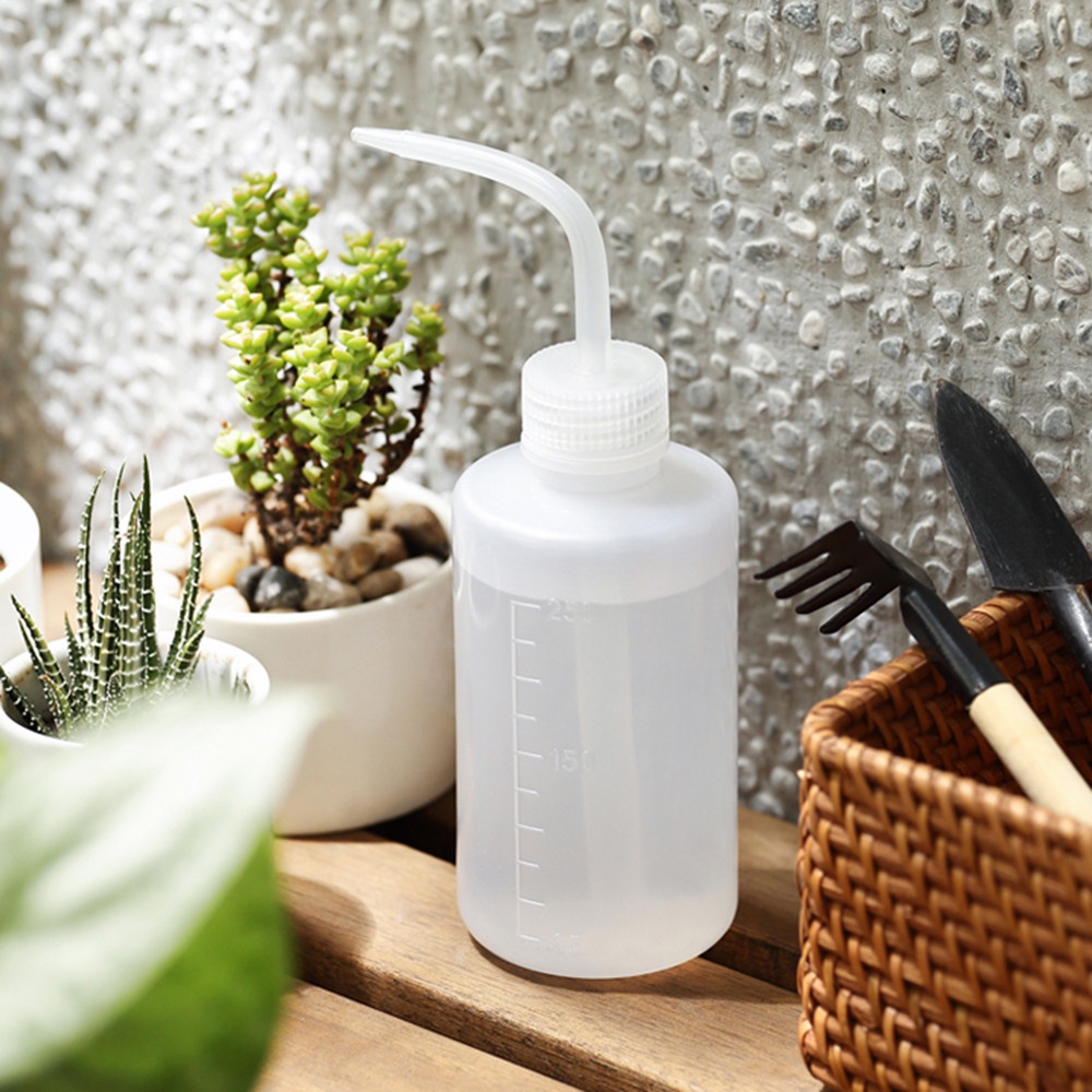 1 Bình Tưới Cây 250ml 500ml Dạng Bóp Chống Rò Rỉ Tiện Dụng