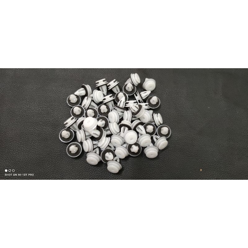 Vít nở nhựa chốt Tappi cửa Ô Tô - 10 cái (loại tốt) | BigBuy360 - bigbuy360.vn