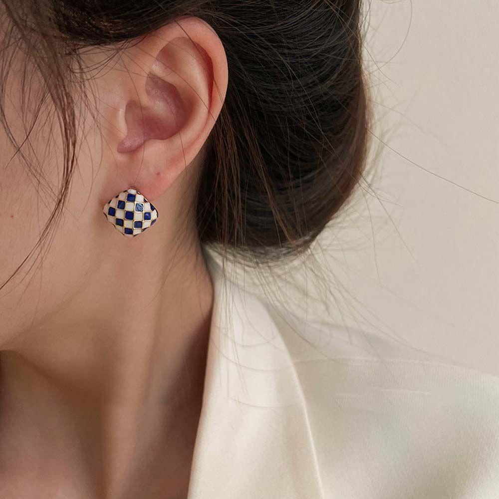 Bông Tai Kim Loại Hình Học Vuông Họa Tiết Bảng Kẻ Sọc Thiết Kế Ngọt Ngào Thanh Lịch