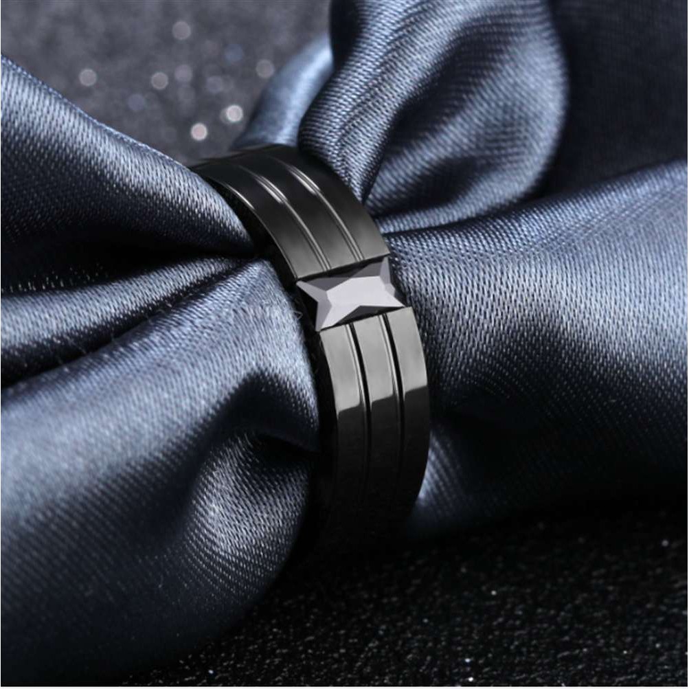 Nhẫn thép titan trang sức Gothic