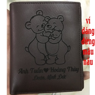 Ví da bò khắc tên