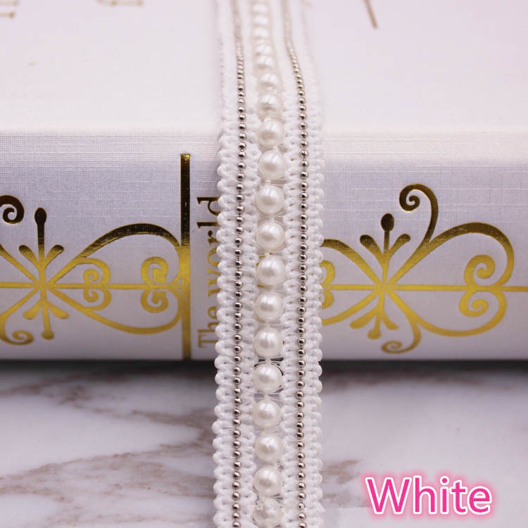 Dây ren đính ngọc trai phong cách thời trang tinh tế