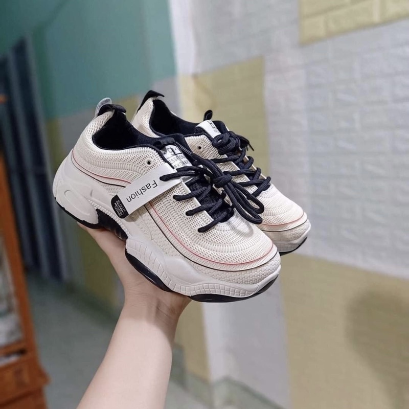 Giày Sneaker Thể Thao Nữ Sóng Đen Đỏ Siêu Đẹp
