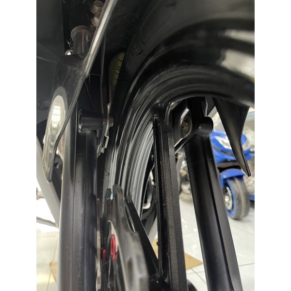 Kiềng phuộc exciter 135-150