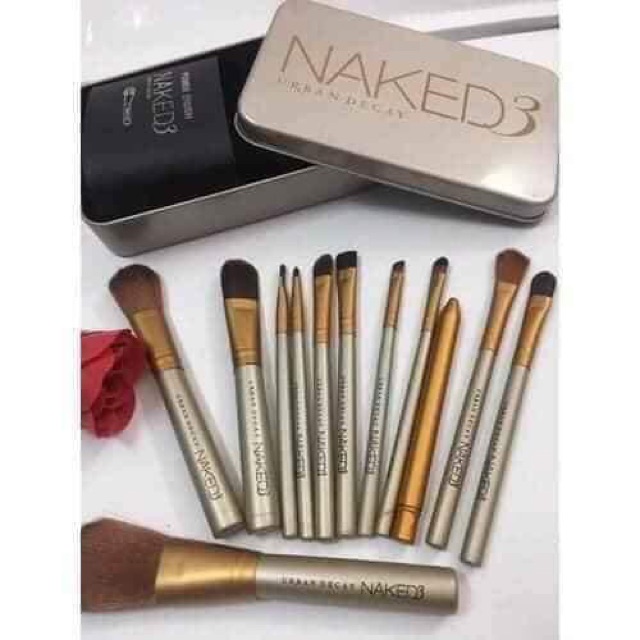 Bộ con trang điểm NAKED3 12 chi tiết