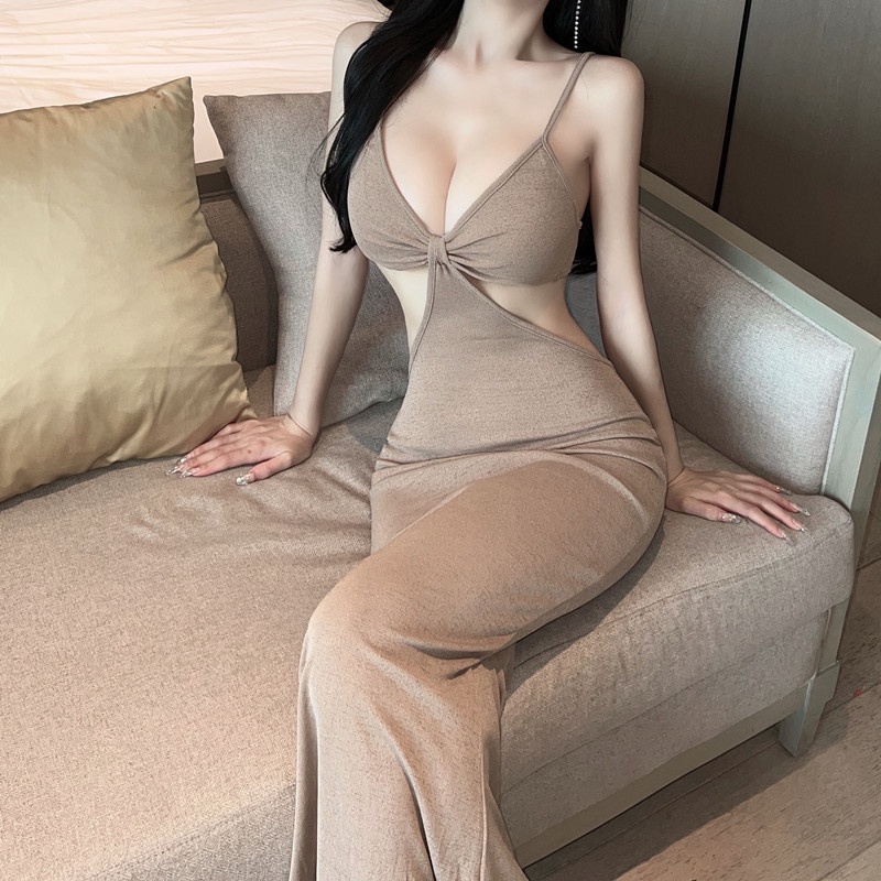 Đầm Hai Dây Dáng Dài Cổ Chữ V Hở Lưng Trẻ Trung Quyến Rũ Dành Cho Nữ