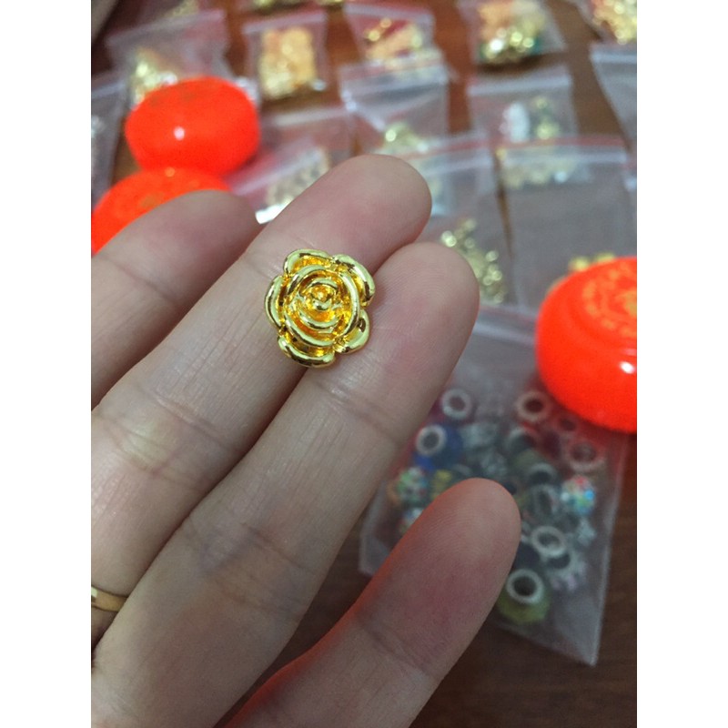 Charm Bông Hồng cao cấp Mic vòng handmade