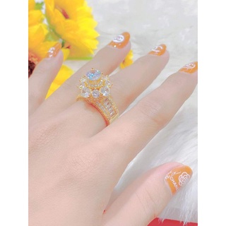 Nhẫn xoàn kim cương màu 18k