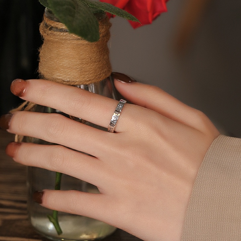 925 Silver Plated Retro Heart Shaped Ring For Women