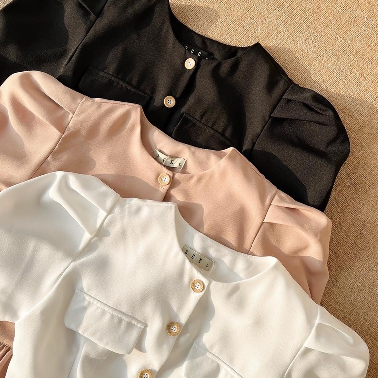 Set áo tay phồng lai bèo đính nút to chân váy dài phong cách tiểu thư sang chảnh