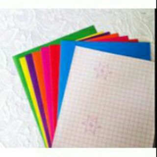 Giấy màu thủ công có keo (5 xấp)