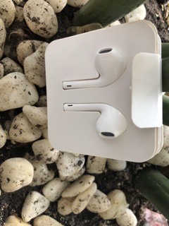 TAI IPHONE 7 ZIN