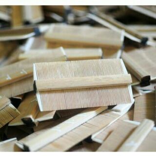 LƯỢC CHẢI CHẤY BẰNG GỖ