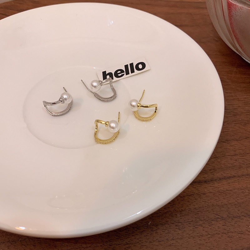 Khuyên Tai Chữ U Đính Ngọc Trai Thiết Kế Độc Đáo 2022