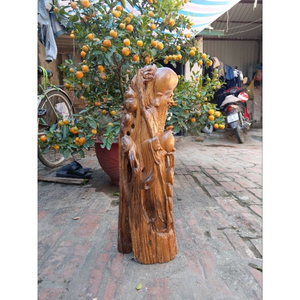 Ông Thọ Cây Đào Gỗ Bach Xanh Cao 63cm